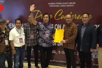 Sehari sebelum penutupan, KPUD Bandung terima pendaftaran Komeng