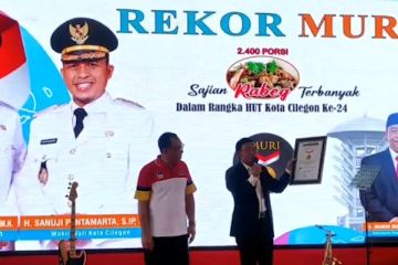 Pemkot Cilegon pecahkan rekor MURI sajian Rabeg terbanyak 2.400 porsi