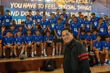 Di Ajang BRImo Future Garuda, BRI Serahkan Bantuan Pendidikan Bagi 50 Anak Sepak Bola Berbakat