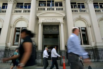 Bank sentral Argentina catat pembelian dolar AS terbesar dalam 5-bulan