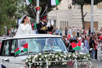 Royal wedding Putra Mahkota Yordania Hussein dan Rajwa Al Saif