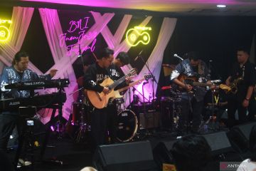 Tampil di Java Jazz, 5Petani bocorkan single baru "Tarian Panen"