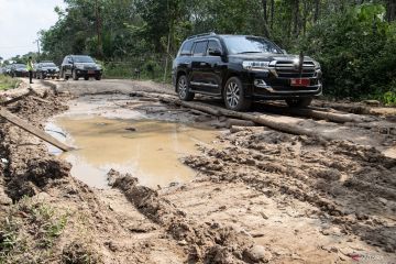 Gubernur Sumsel tinjau jalan rusak di Cengal Ogan Komering Ilir