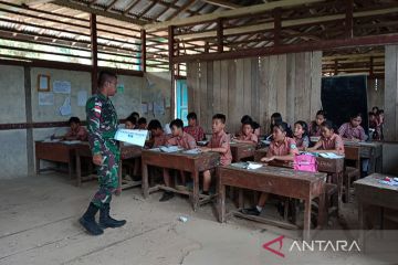 Prabowo bangga atas kesetiaan TNI bersama rakyat