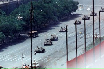 Penangkapan warnai peringatan peristiwa Tiananmen di Hong Kong