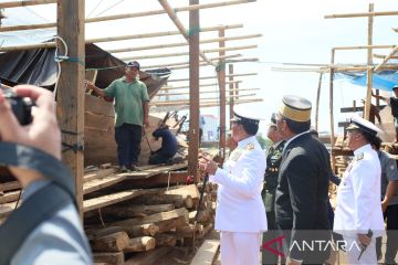 Panglima TNI melihat langsung pembuatan Kapal Pinisi di CPI