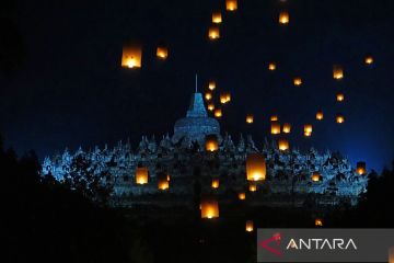 Festival lampion Waisak 2023 di Borobudur