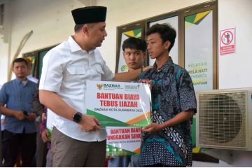 Pemkot dan Baznas tebus 529 ijazah pelajar SMA/SMK swasta se-Surabaya