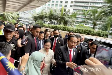 Ratusan murid dan WNI sambut Presiden Jokowi di Kuala Lumpur