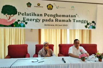 Kementerian ESDM gelar pelatihan hemat energi bagi 75 perempuan di Jembrana