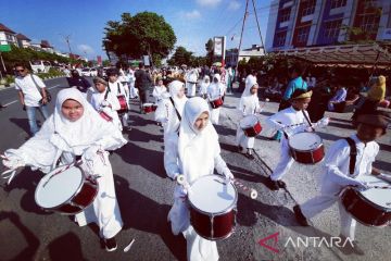 7.674 siswa SD dan SMP di Kota Tanjungpinang lulus 100 persen