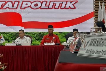 Hasto: Bakal ada partai hijau dan emas yang merapat ke PDIP