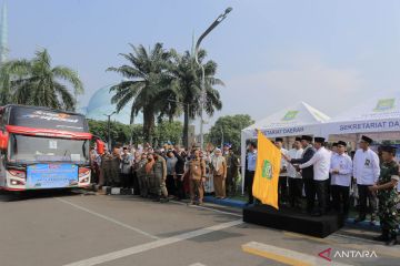 Karyawan Garuda minta maaf keterlambatan penerbangan haji