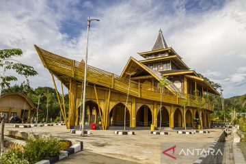 Situs Geopark Meratus Masjid Bambu Kiram