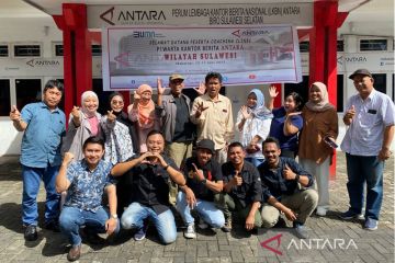 Pewarta ANTARA se-Sulawesi "Coaching Clinic" di Makassar