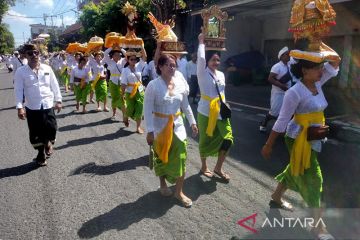 Prosesi Pelebon Raja Denpasar IX diisi ritual Manah Toya Ning