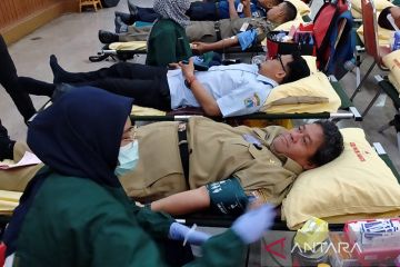 Pemkot Jakbar gelar donor darah selama dua hari sambut HUT Jakarta