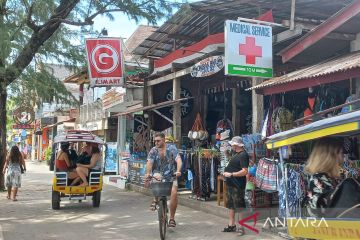 Pemkab Lombok Utara menertibkan sepeda listrik di Gili Trawangan