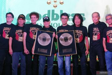 HUT ke-50, God Bless rilis album "Anthology" berbalut orkestra