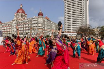 Peringatan Hari Yoga Internasional di India