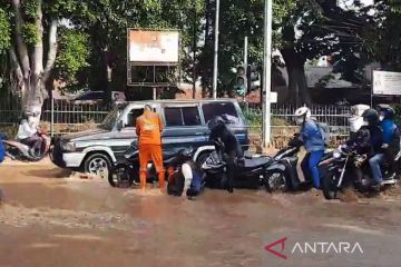 Heru: Tanggul di Kali Baru bisa selesaikan persoalan banjir di Jaktim