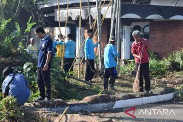 Pemprov NTB-Pemkot Mataram kerja bakti persiapan MXGP Lombok