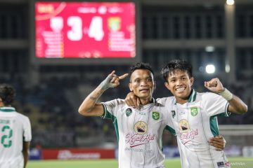 Aji Santoso kantongi nama-nama pemain utama Persebaya