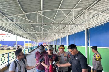 Satgas TPPO Polri periksa penumpang kapal di Nunukan