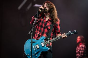 Dave Grohl dan Guns N' Roses tampil bersama di penutupan Glastonbury