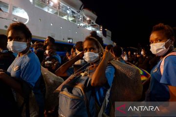 Pelni berangkatkan 160 pelajar Papua ke Jakarta