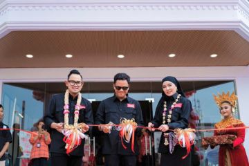 Rumah Makan Padang Payakumbuah resmi dibuka di Kemang