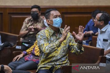 Angin Prayitno dituntut sembilan tahun penjara
