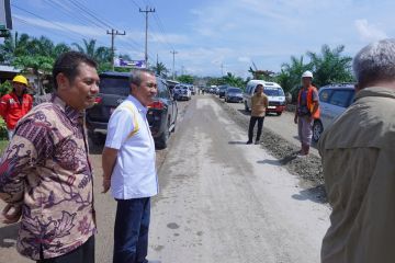 Gubernur Riau tinjau progres proyek jalan Kampar-Rohul