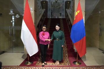 Menlu Retno bahas upaya perkuat hubungan Indonesia-Mongolia