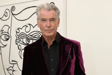 Pierce Brosnan dorong anaknya tidak terjun ke dunia akting