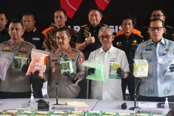 Sinergi Pengawasan Bea Cukai dan Kepolisian RI Ungkap Peredaran Gelap 428 Kg Sabu dan 162.932 Ekstasi