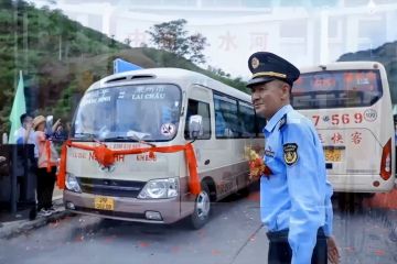 Layanan bus lintas perbatasan hubungkan China dan Vietnam