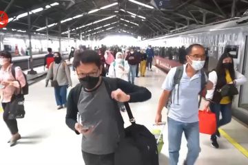 Libur panjang, pengguna KA di Stasiun Bandung meningkat 45 persen