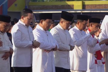 Menhan Prabowo shalat Idul Adha di Mandalamukti, Bandung Barat