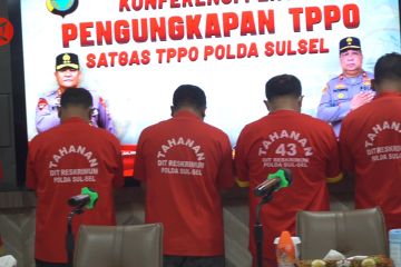 Polda Sulsel tangkap 9 tersangka pengiriman TKI ilegal ke Malaysia