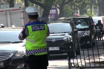 Polrestabes Bandung sebar personel di jalur wisata