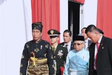 Presiden kenakan busana adat Kesultanan Deli, Wapres pakai adat Melayu