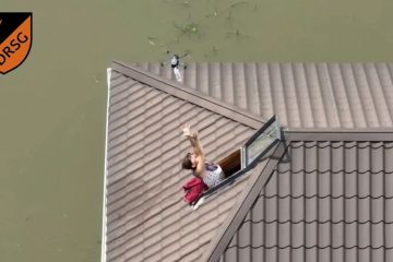 Ukraina kirim air lewat drone untuk warga yang terjebak banjir