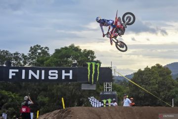 Jorge Prado tercepat di sesi kualifikasi MXGP Lombok 2023