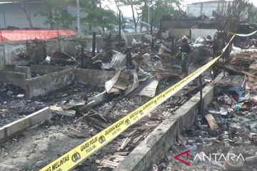 Korban kebakaran di bantaran rel harapkan bantuan seragam sekolah