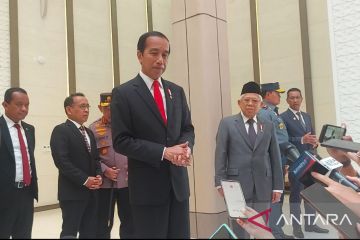 Jokowi soal pemanggilan Menpora ke Kejagung: hormati proses hukum