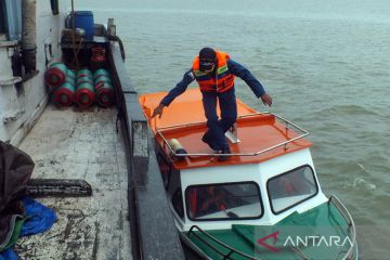 Personel UPP Sungai Nyamuk Rutin Patroli di Perairan Perbatasan