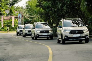 Kendarai Suzuki New XL7 Hybrid menjelajah Yogyakarta