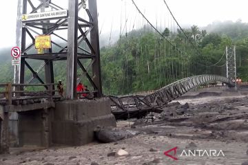 Banjir lahar hujan semeru