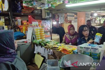 BPKN sidak produk kemasan non SNI di Pasar Tradisional Rawamangun